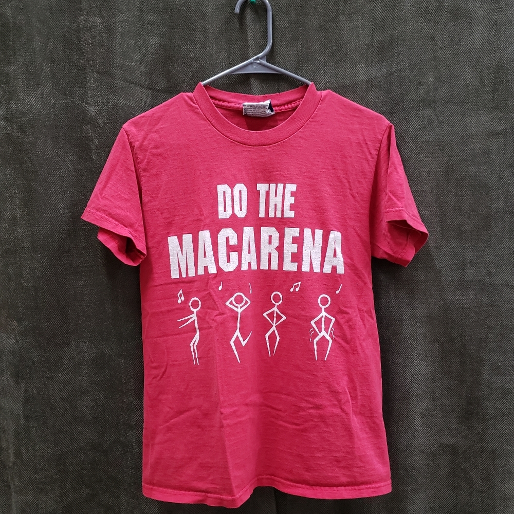 LEE red macarena tshirt size Small
